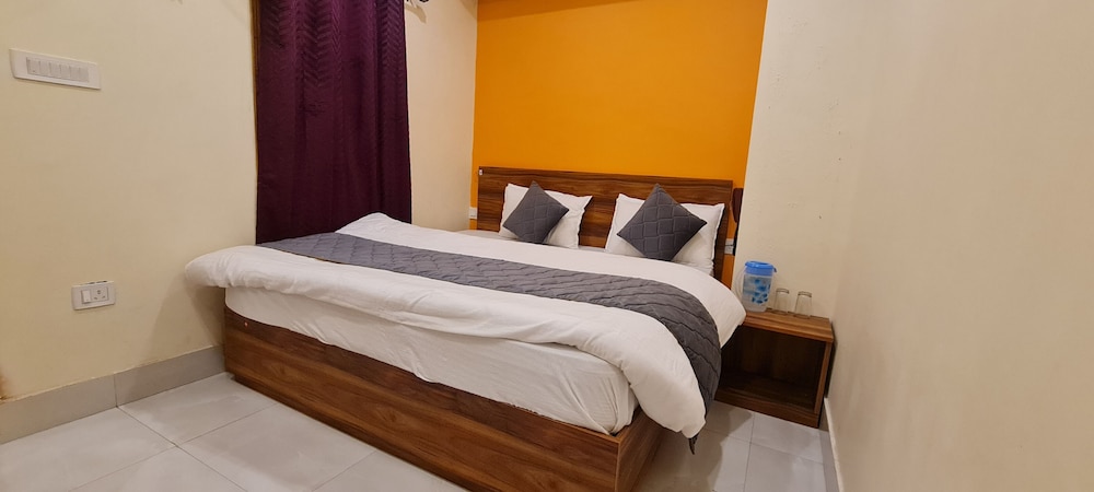 Deluxe Double Room - Photo 10