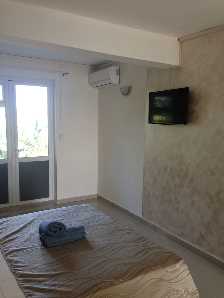 Family Triple Room, Multiple Beds photo 3