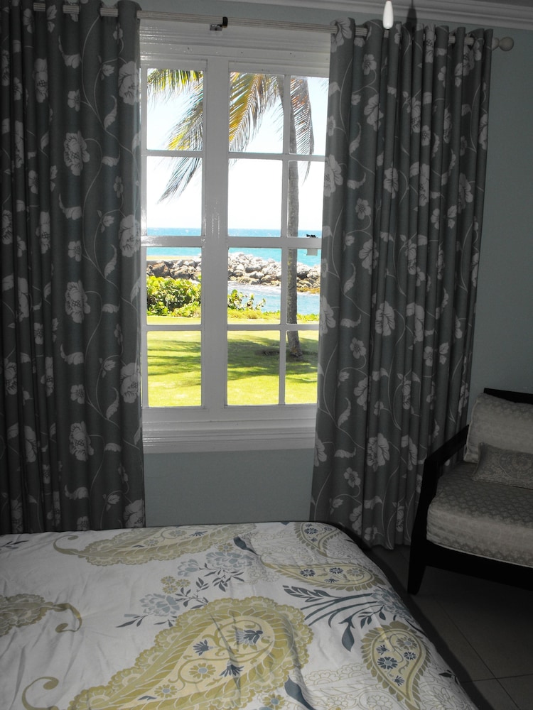 Comfort Apartment, 1 Bedroom, Balcony, Partial Ocean View photo 2
