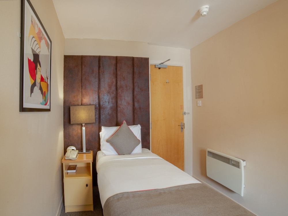 Standard Single Room photo 2