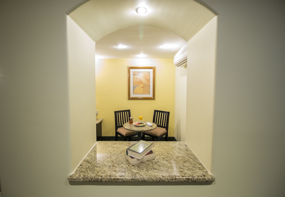 Executive Room photo 3