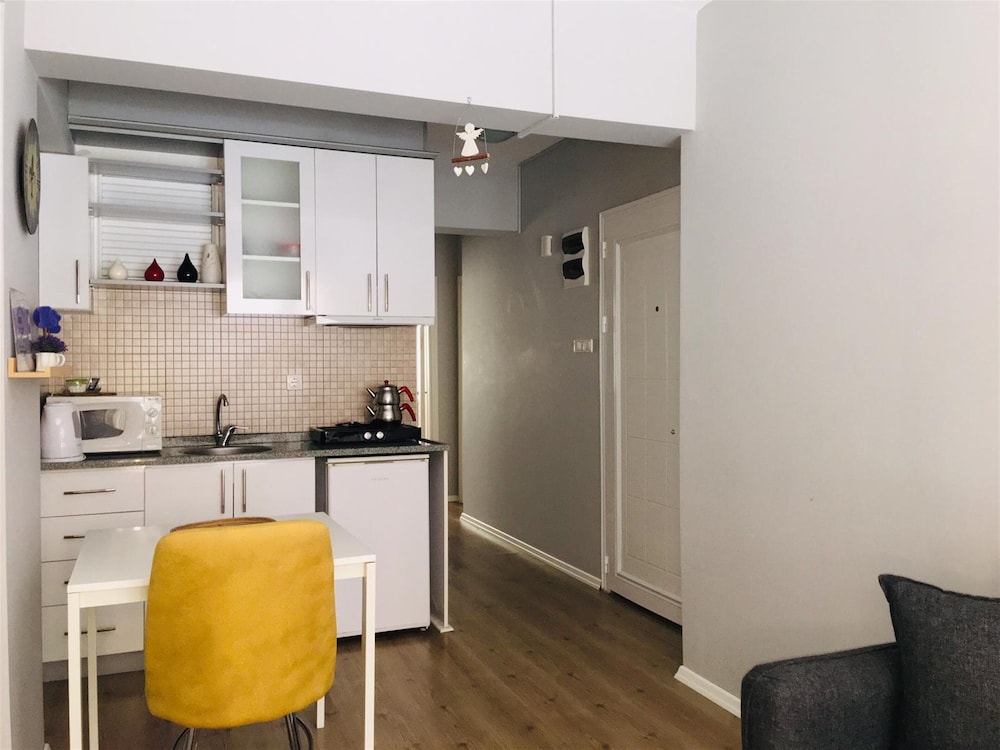 Basic Apartment, 1 Double Bed, Non Smoking photo 2