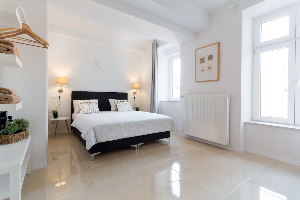 Standard Double Room, 1 Queen Bed, Garden View (4) photo 1