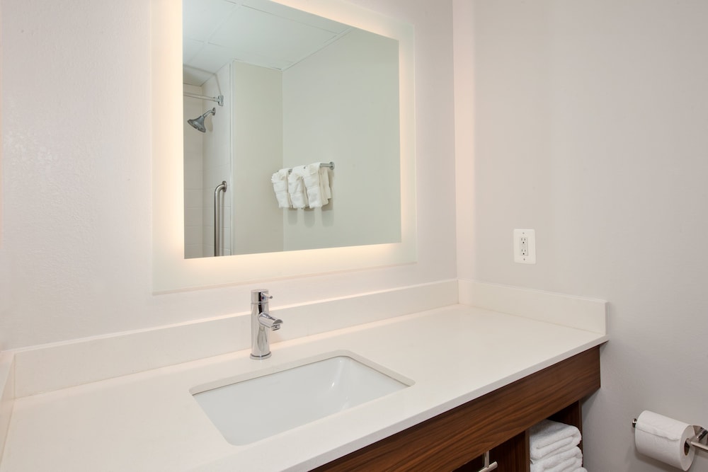 Suite, Multiple Beds - Photo 6