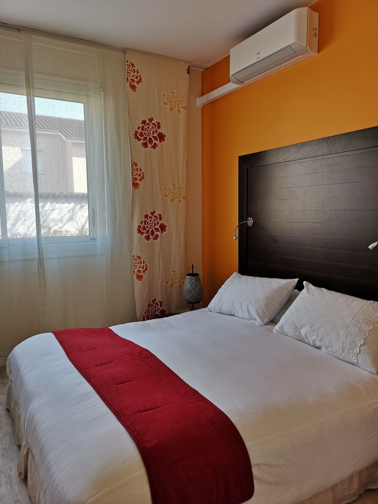 Double Room, 1 Queen Bed, Non Smoking photo 1