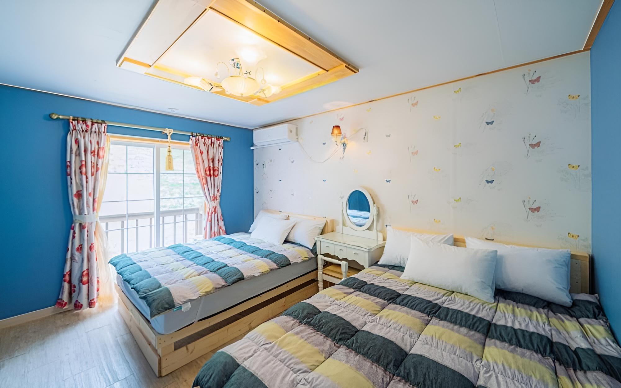 Room (Begonia B (dogs allowed))