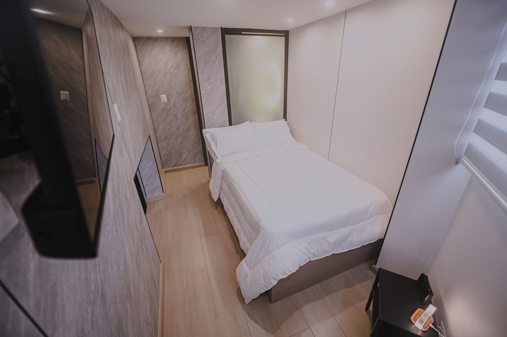 Executive Apartment