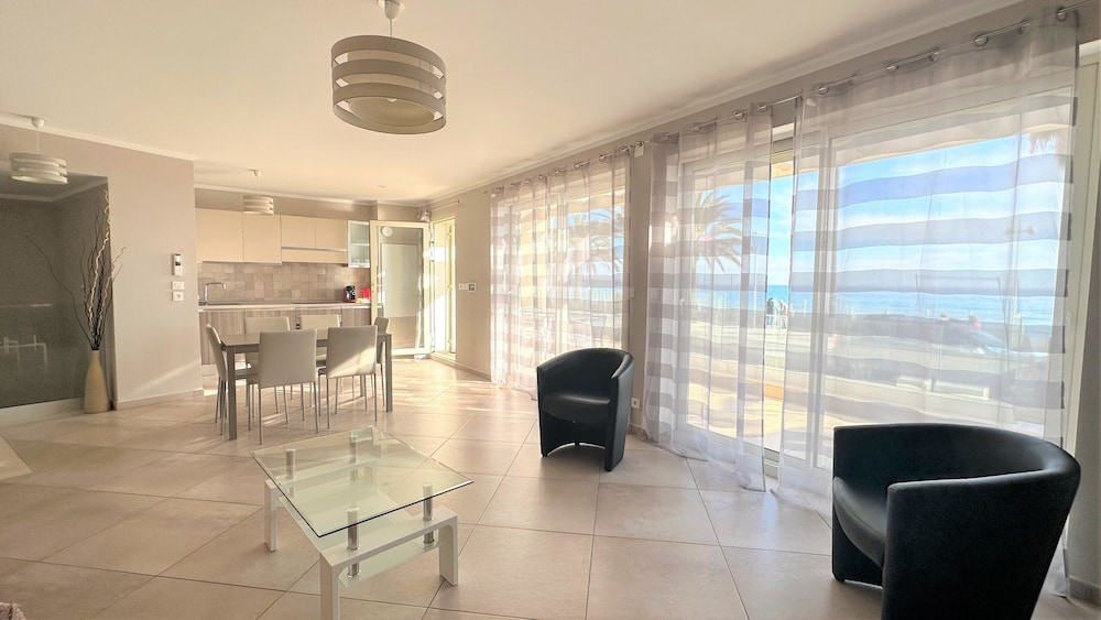 Club Apartment, 2 Bedrooms, Terrace, Sea View