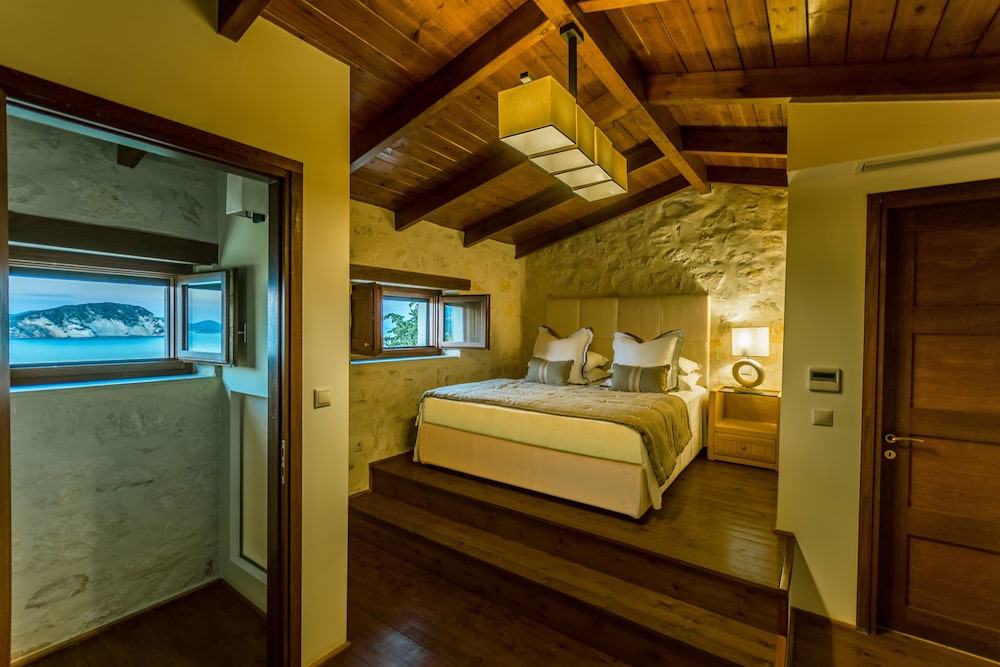 Family Suite, Private Pool, Sea View
