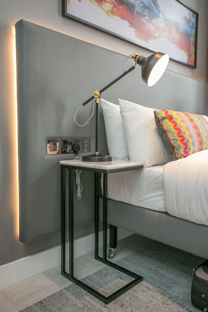 Superior Studio, Kitchenette, City View photo 3