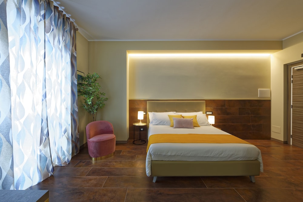 Premium Double Room (CAMERA 4 RR)