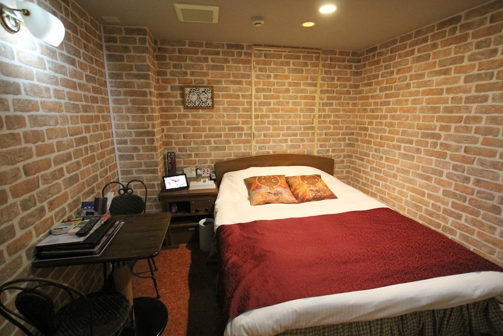 Double Room (Small)