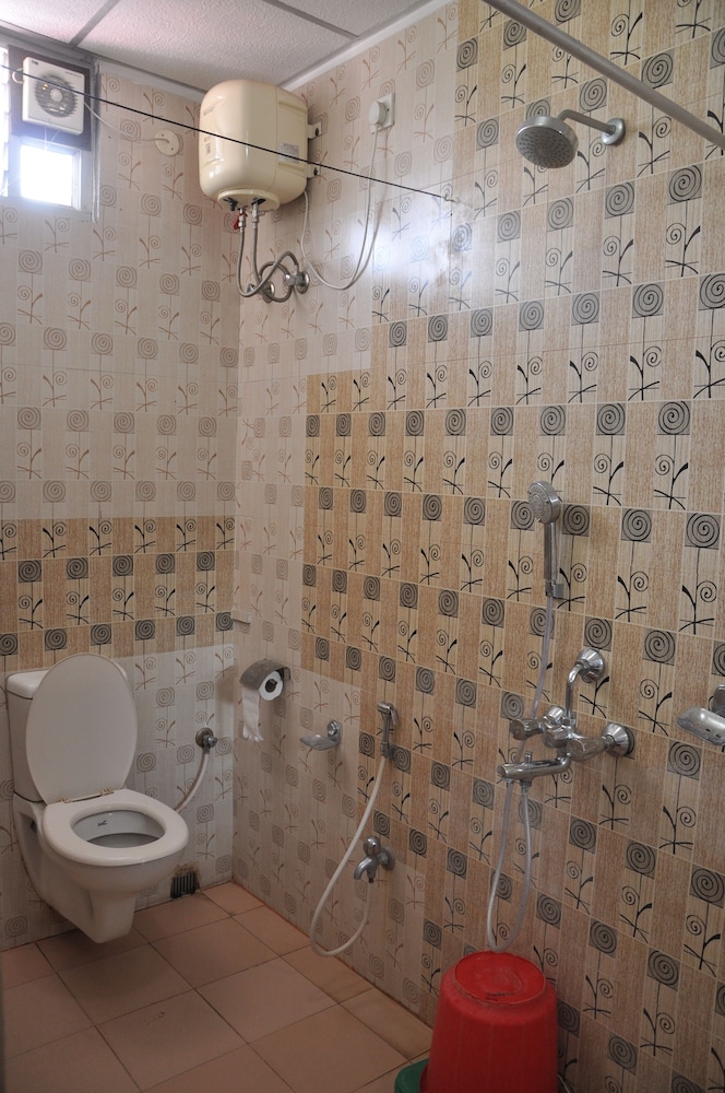 Family Room - Photo 14