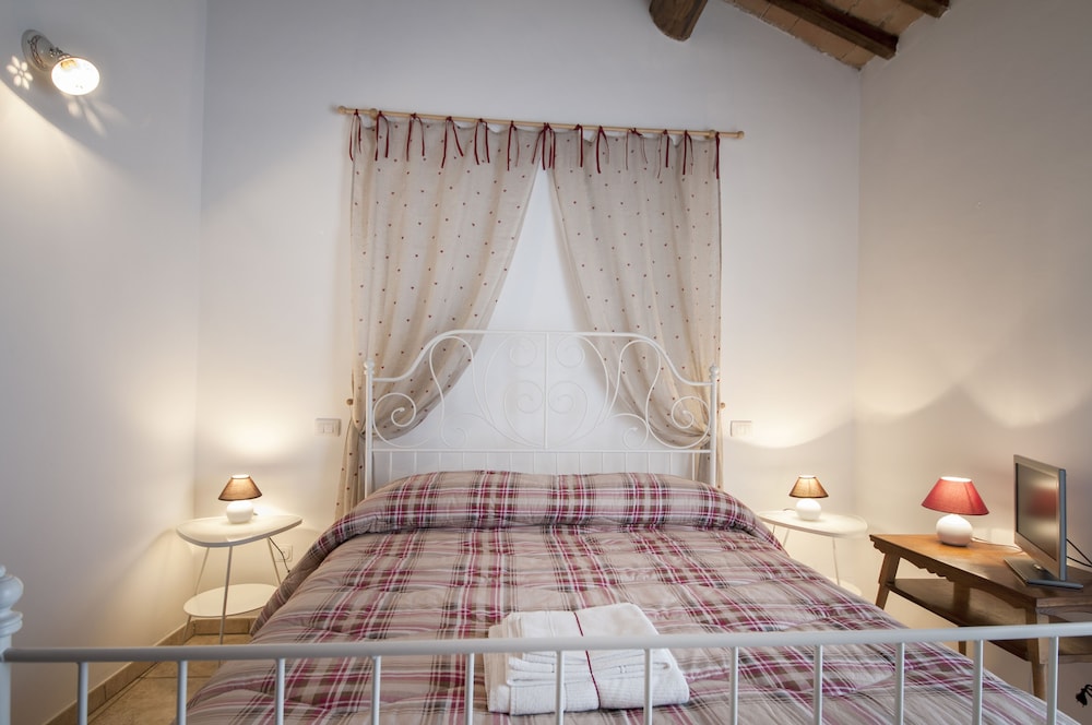 Apartment, 2 Bedrooms (Via Borgo San Sisto Ii N° 12) photo 1