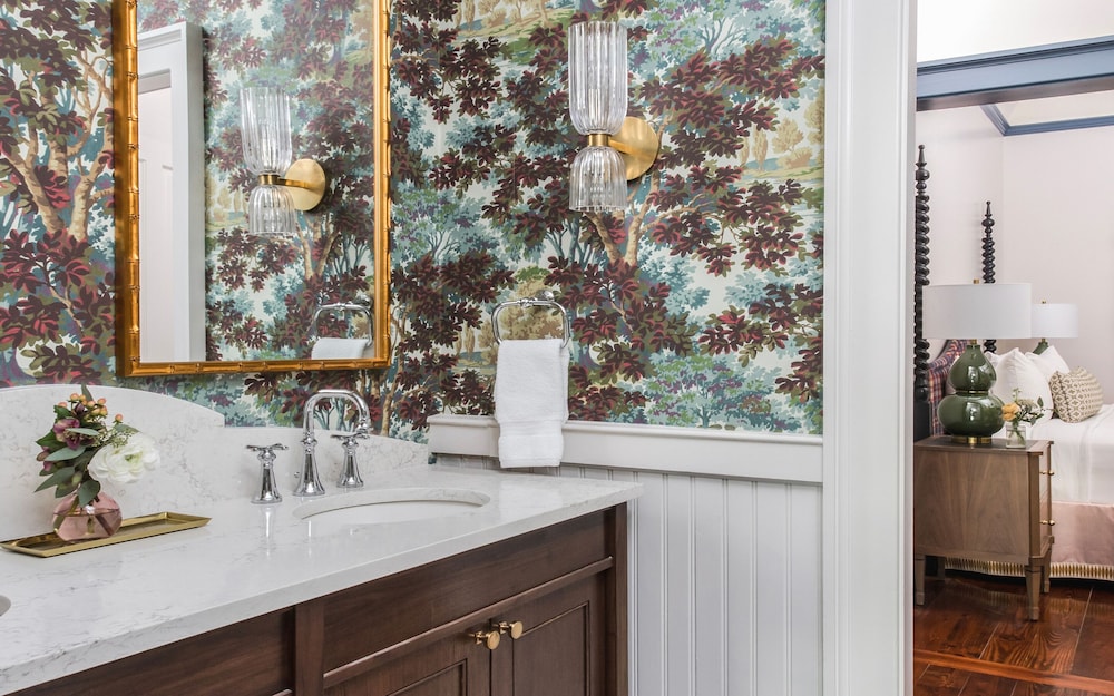 One-Bedroom Arbor Cottage Suite, Pet Friendly photo 2