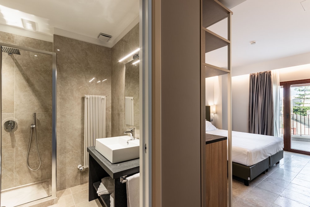 Superior Room, Balcony - Photo 2