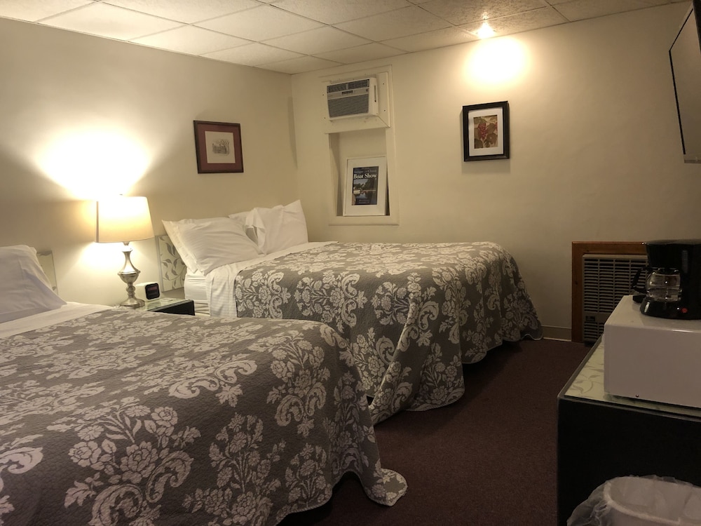 Traditional Room, Multiple Beds photo 2