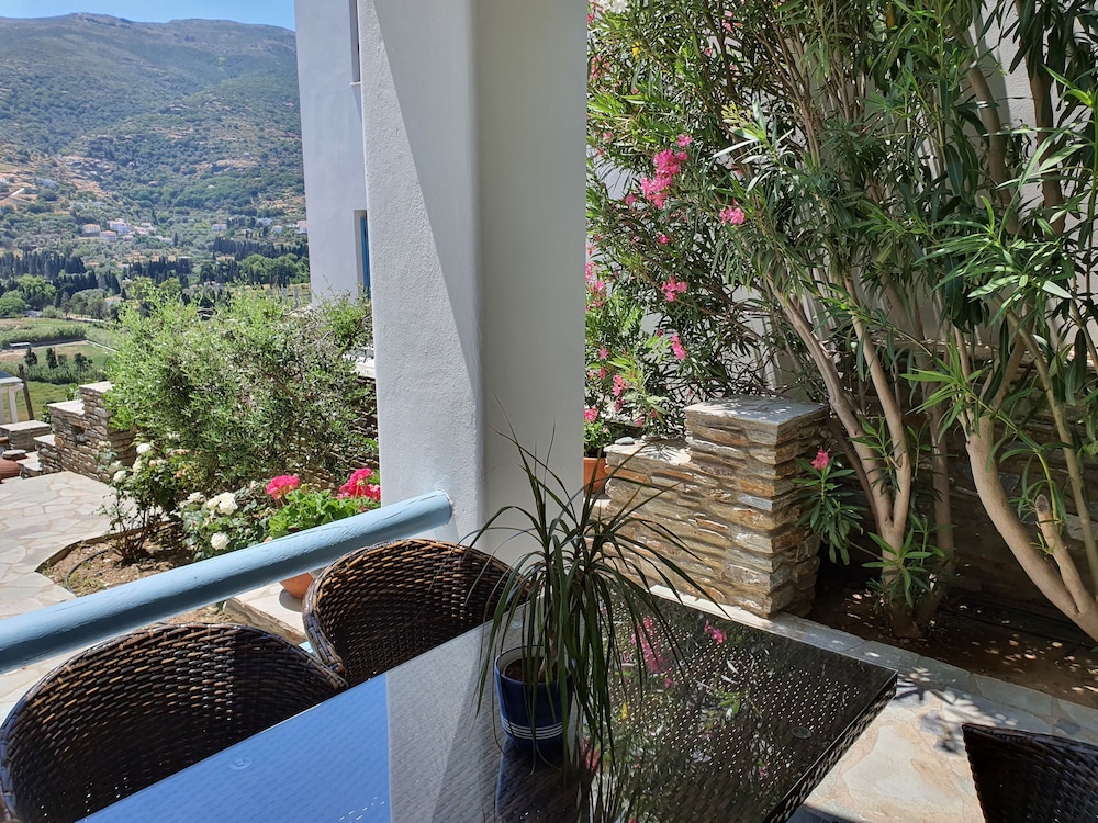 Family Apartment (Elia) photo 3