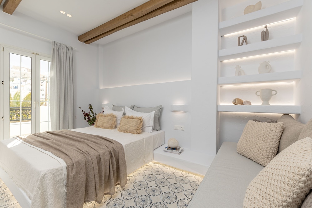 Junior Studio Suite, 1 Bedroom photo 2