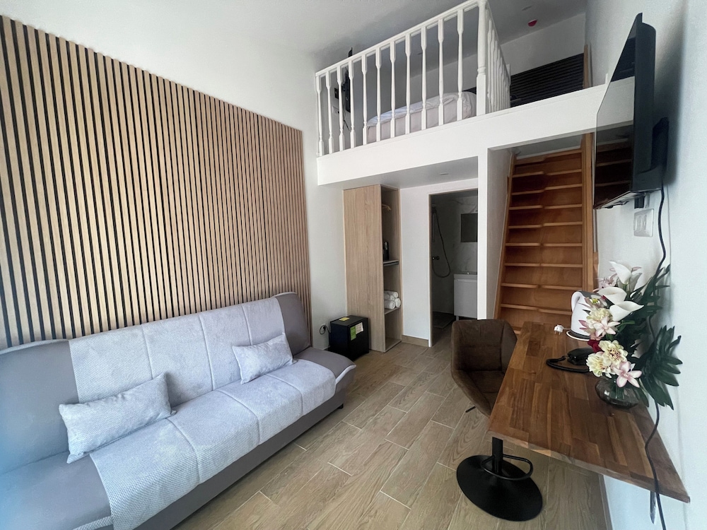 Comfort Triple Room photo 2