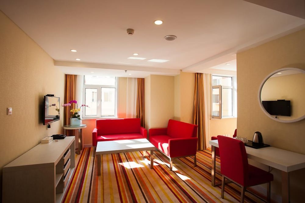 Business Suite photo 2