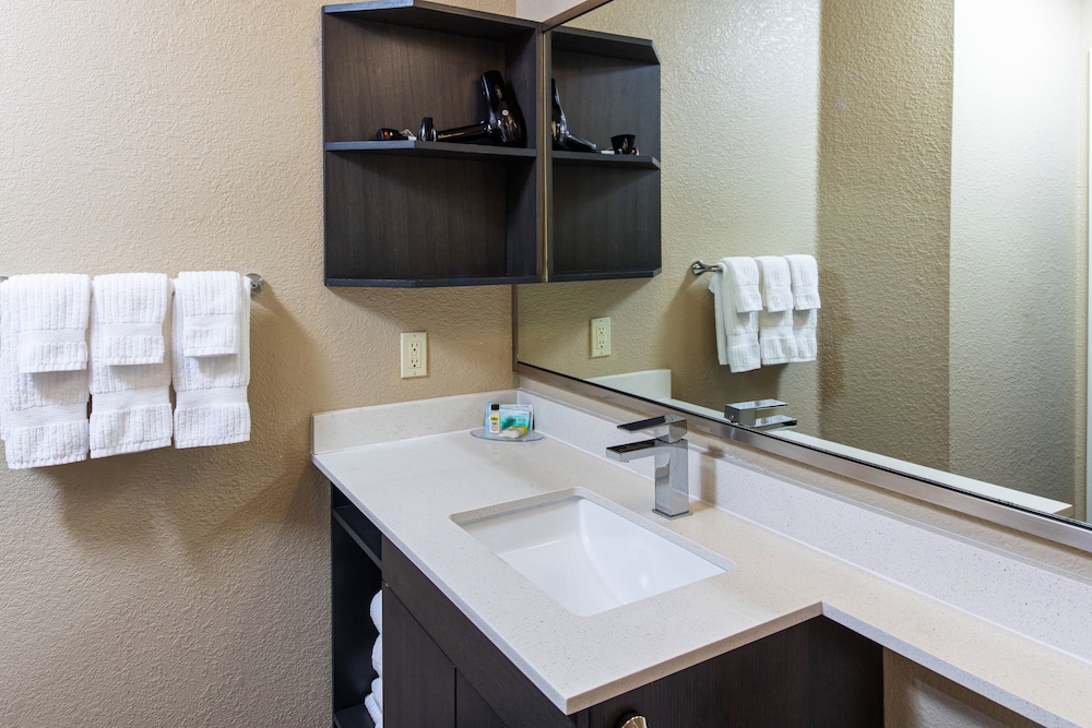 Studio Suite, 2 Double Beds, Accessible - Photo 14