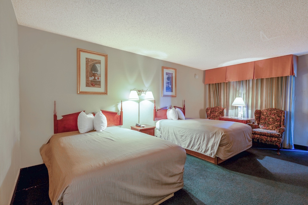 Room, 2 Double Beds, Non Smoking photo 3