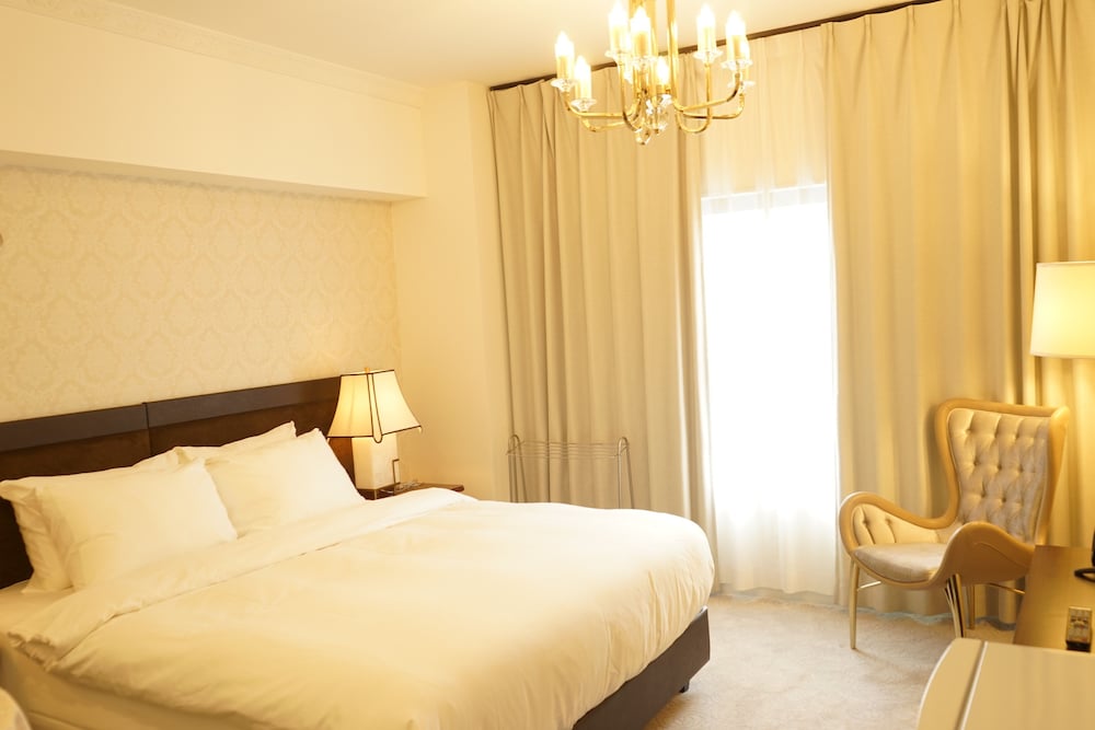 Deluxe King Room photo 1