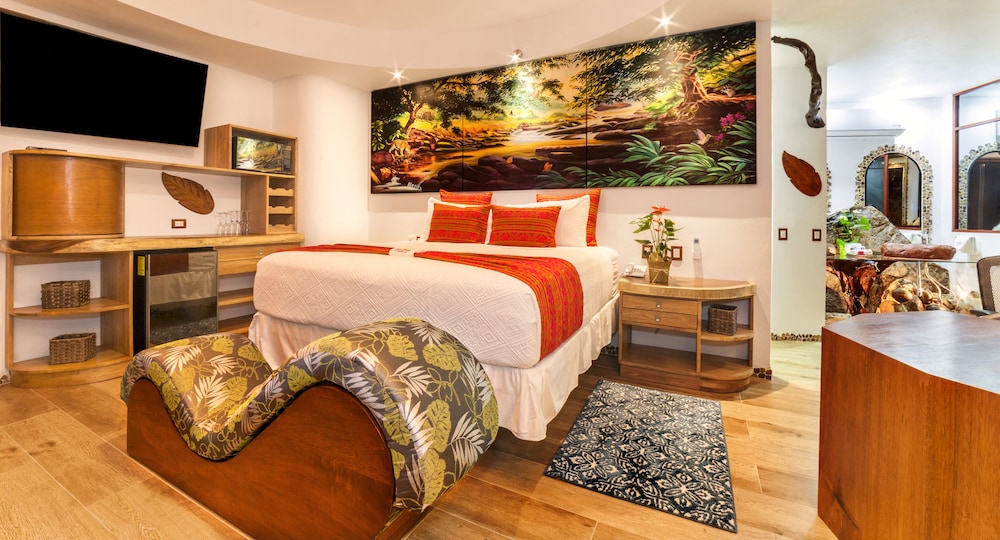 Jungle Love Nest-ocean View