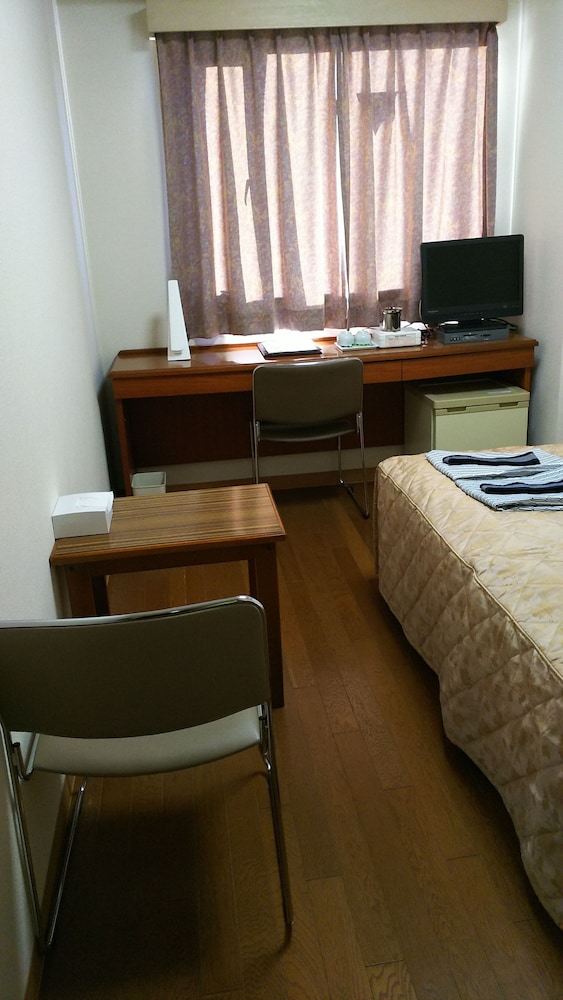 Economy Double Room, Smoking