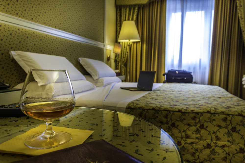 Deluxe Double Room Single Use