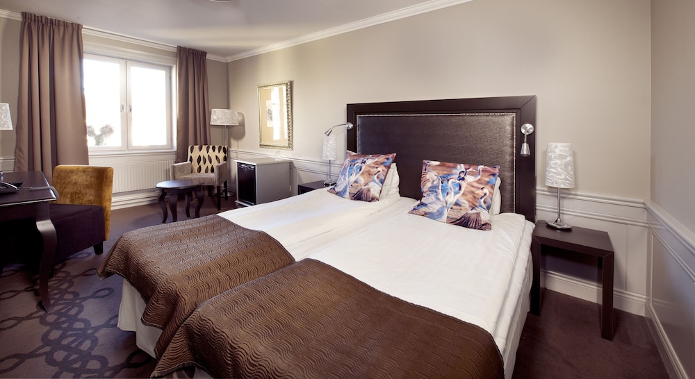 Standard Room, 2 Twin Beds photo 3