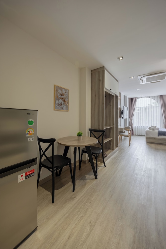 Family Quadruple Room, City View photo 3