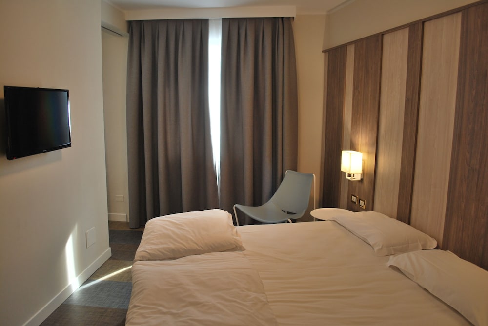 Family Suite, 1 Bedroom, 2 Bathrooms, Mountainside photo 1