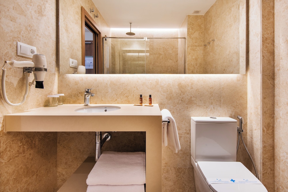 Double room with terrace, sea lateral view and Málaga - Photo 5