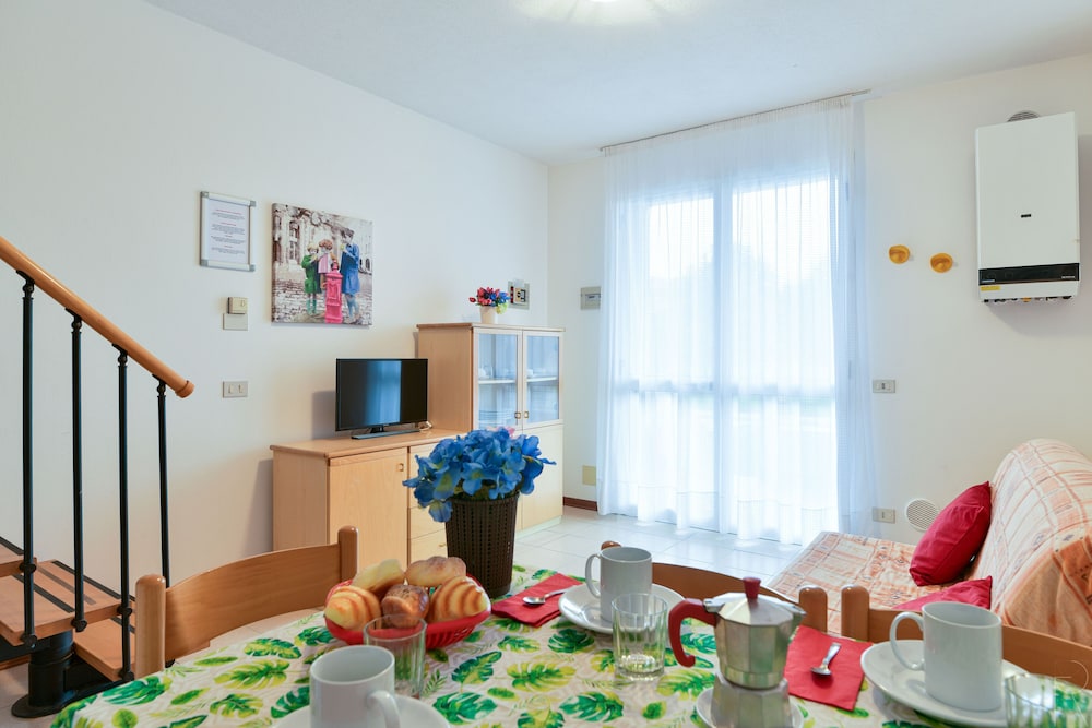 Standard Duplex, 1 Bedroom photo 2