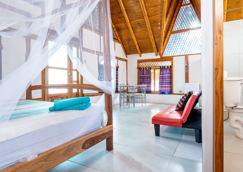 Comfort Double Room, 1 Queen Bed, Terrace, Partial Ocean View photo 1