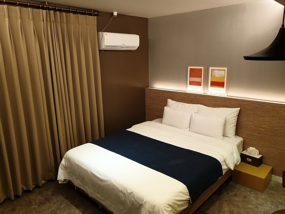Standard Room - Photo 3