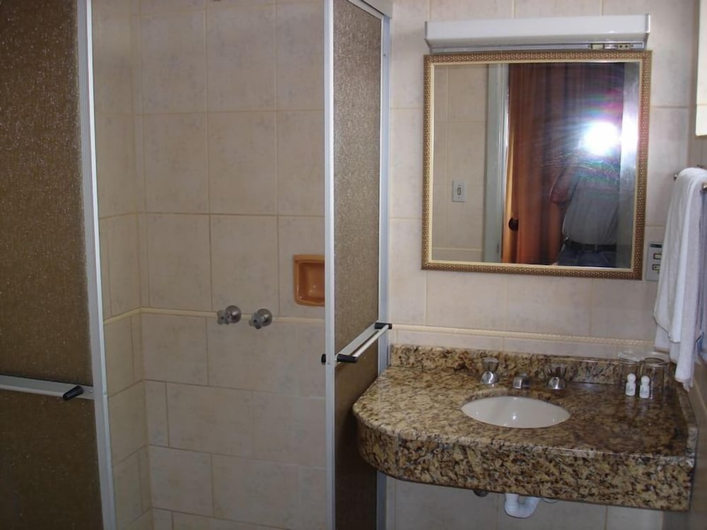 Standard Double Or Twin Room photo 3