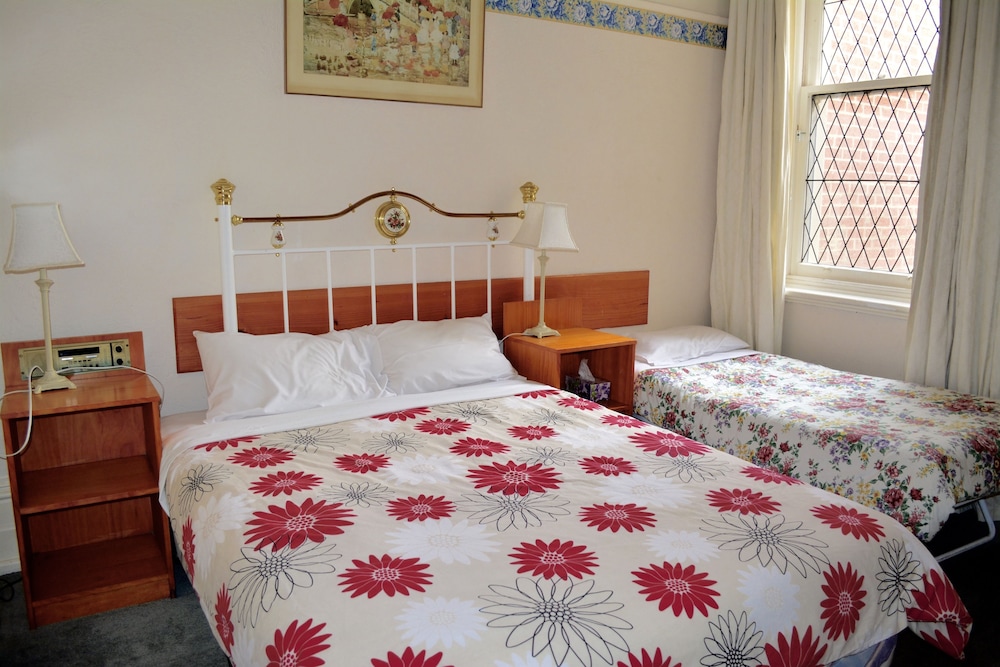 Standard Family Room - Photo 29