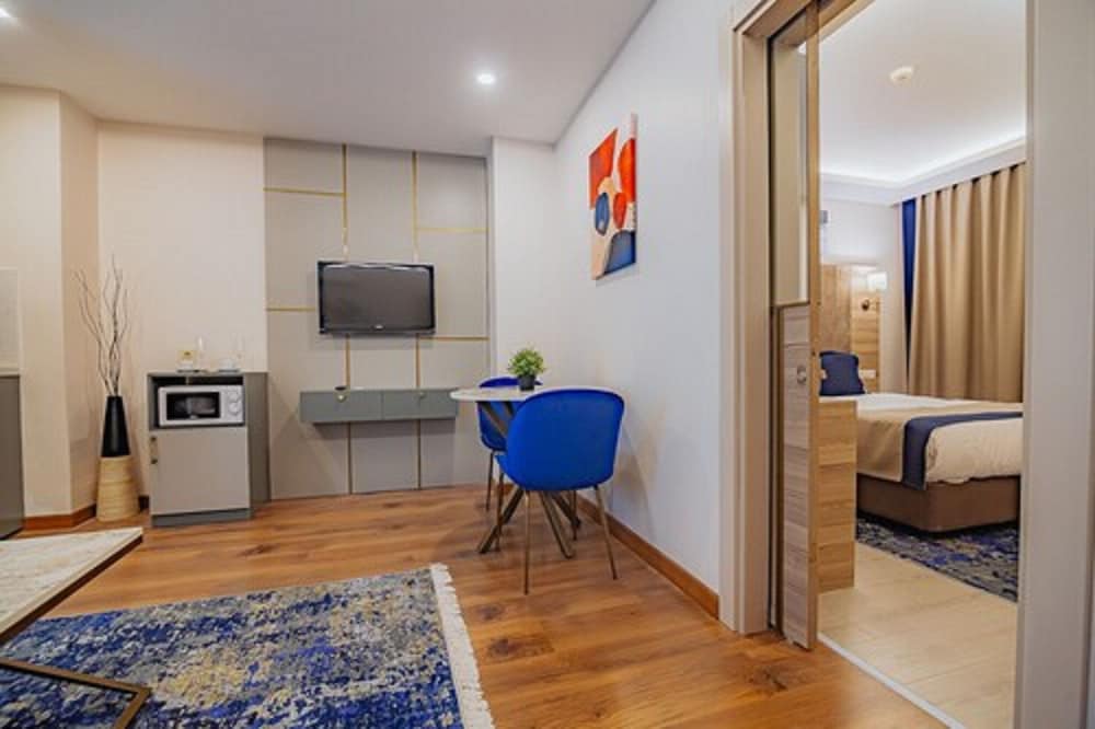 Presidential Apartment photo 3