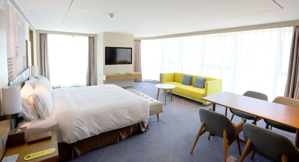 Standard Room, 2 Twin Beds photo 3