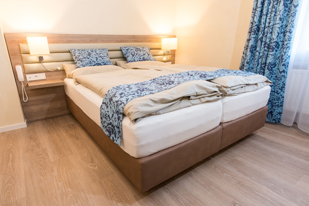 Quadruple Room - Photo 4