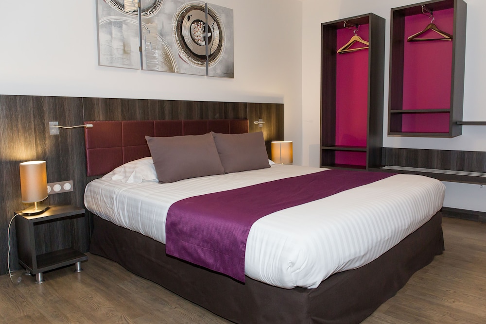 Suite - Photo 4