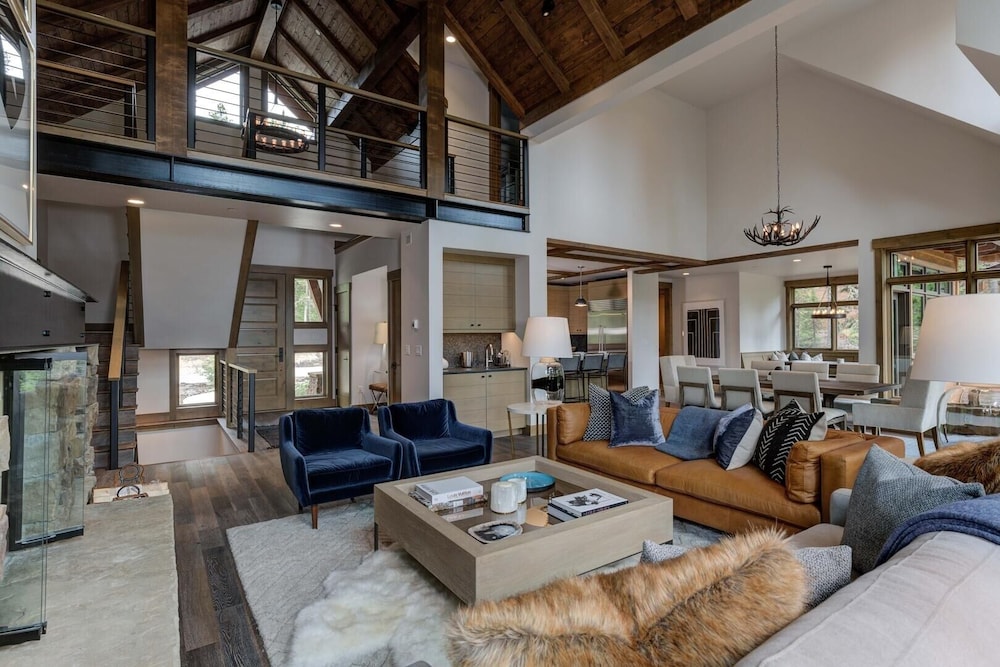 House, 5 Bedrooms