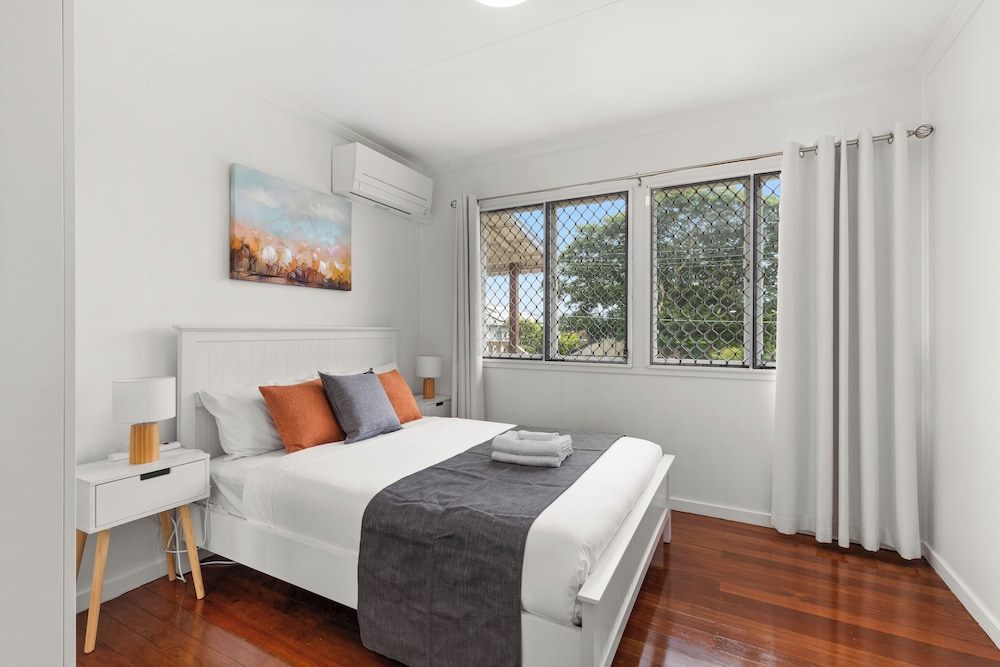 House, 3 Bedrooms (QCA061)