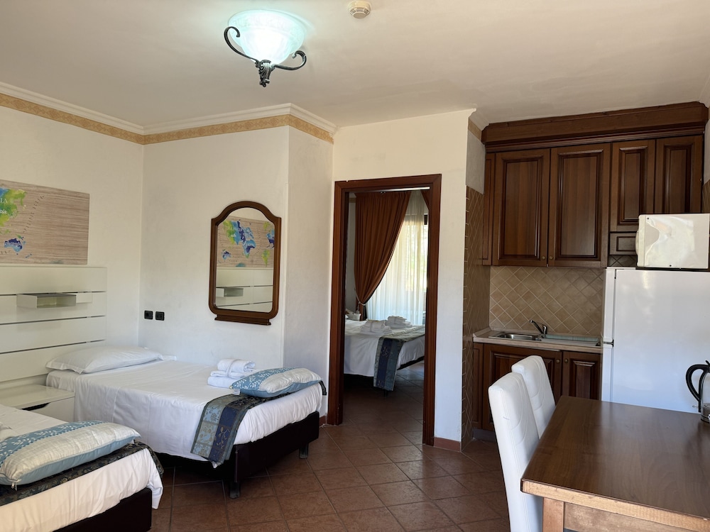 Junior Condo, 1 Bedroom, Non Smoking, Air conditioning - Photo 7