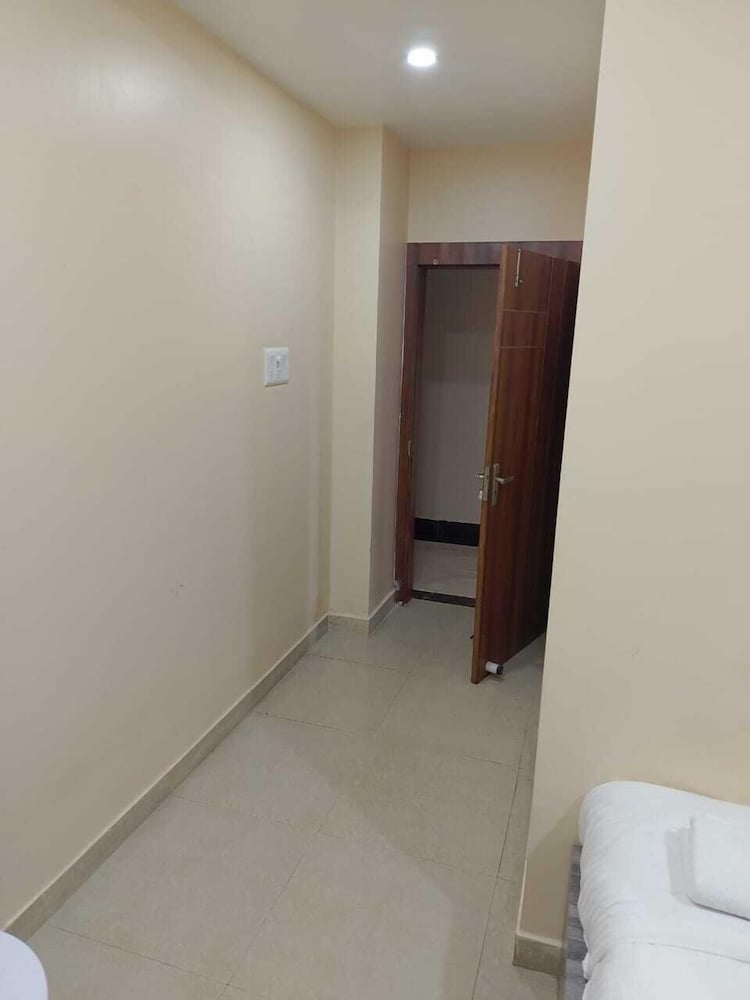 Standard Room photo 2