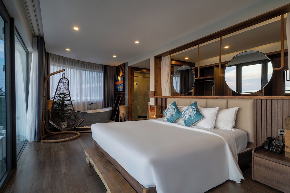 Grand Suite Sunset Panorama