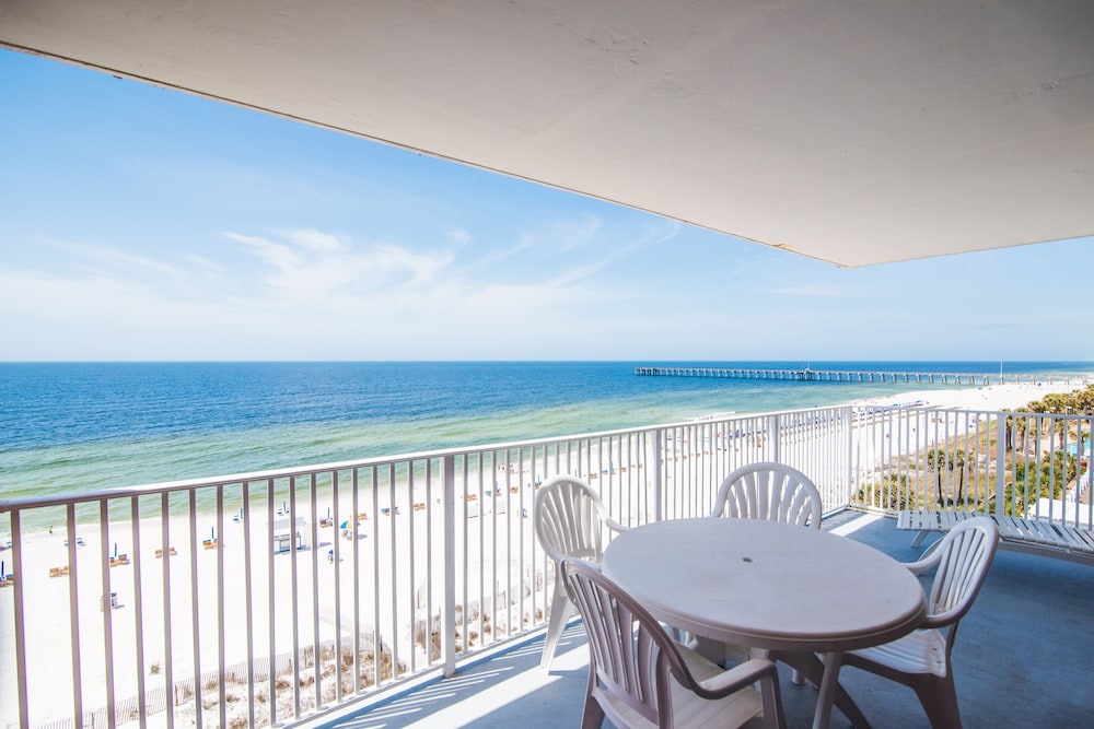 Family Suite, 1 Bedroom, Balcony, Beach View photo 2
